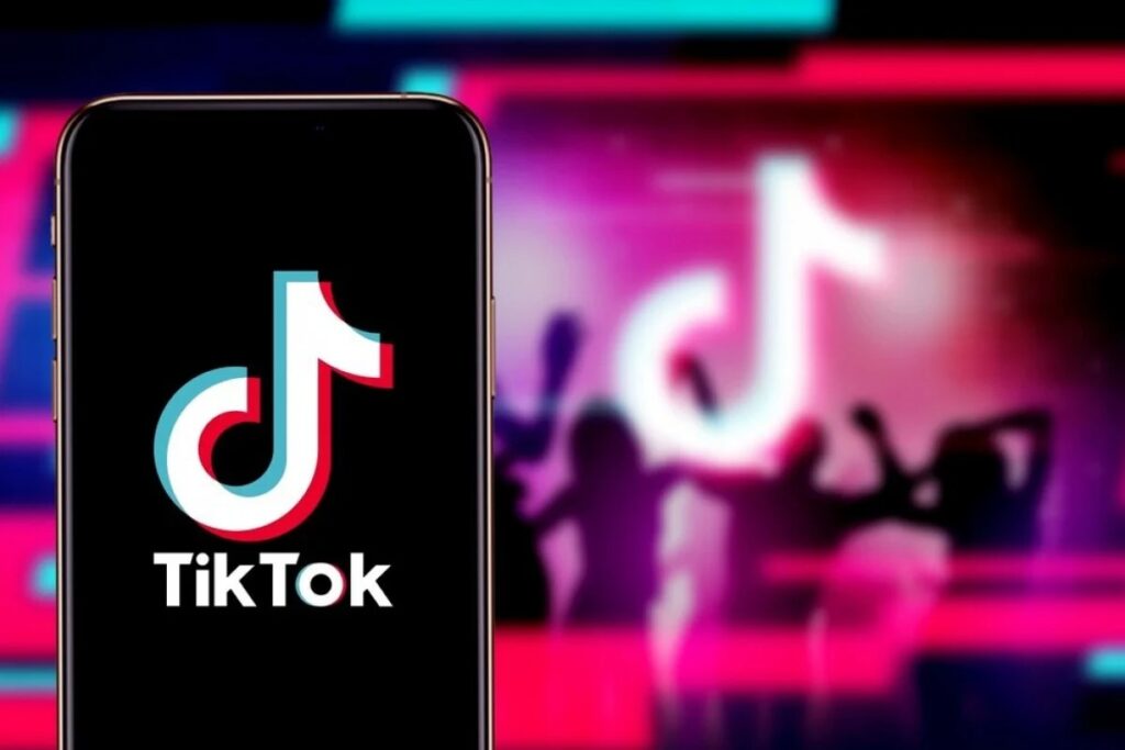 Tik Tok là nền tảng video âm nhạc và mạng xã hội của Trung Quốc 